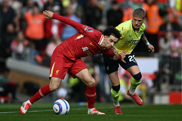 他作为中卫 他作为中卫