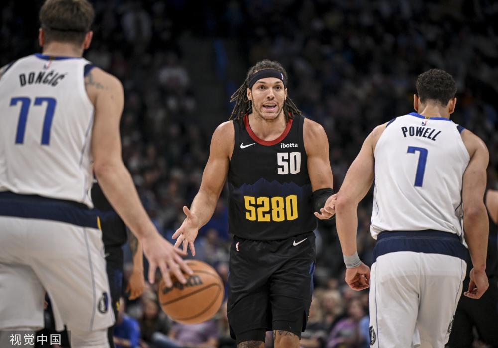 万英镑签下 万英镑签下