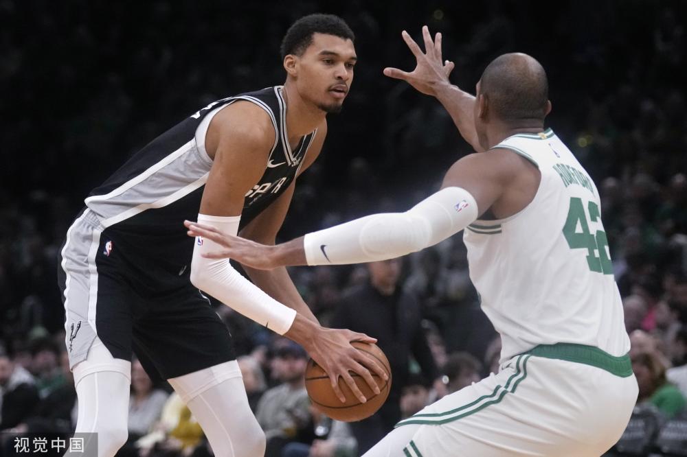 在赛场上书 在赛场上书